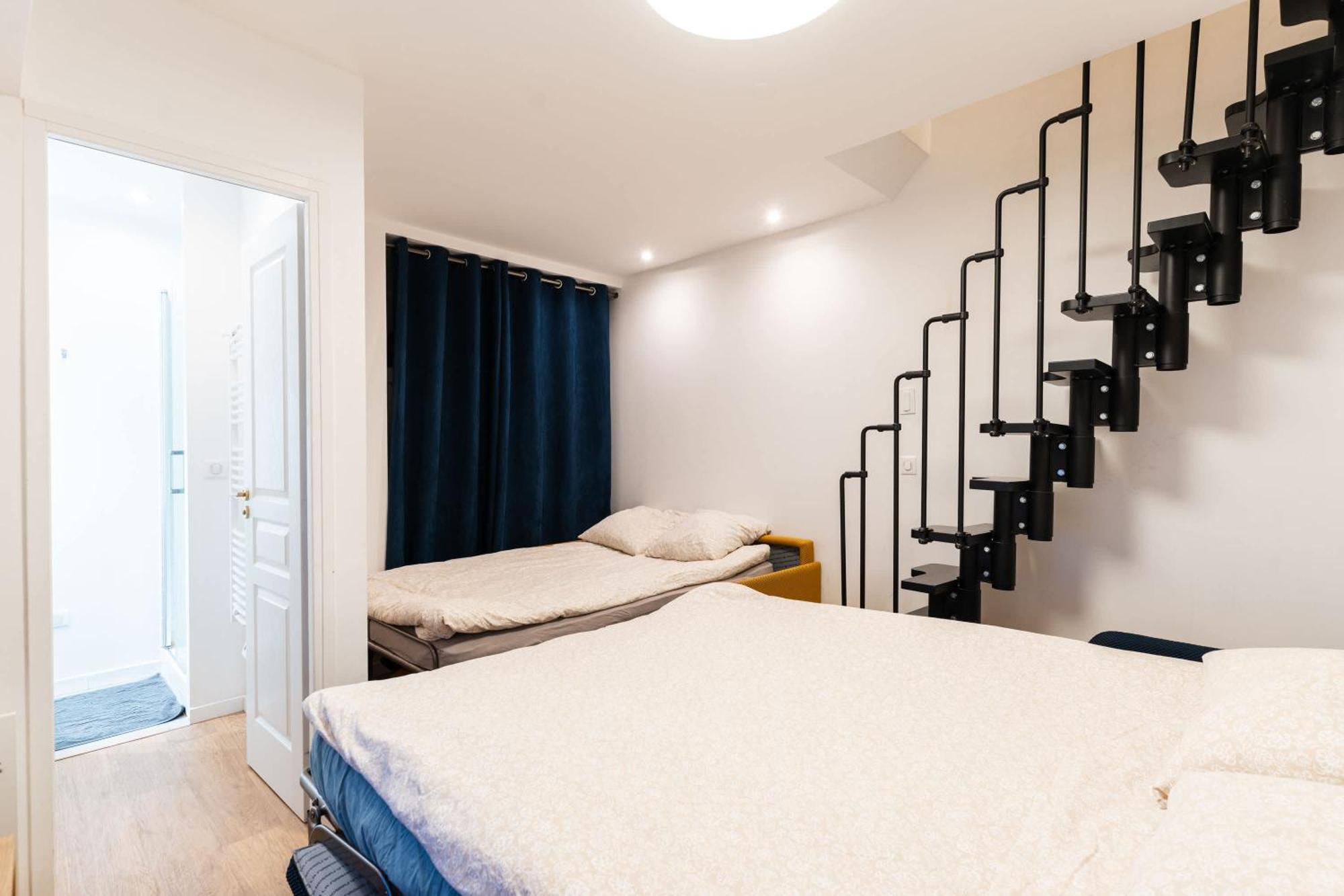 Loft 4 Bedroom Montmartre Pigalle Ac By Lcc Agency Paris Eksteriør billede