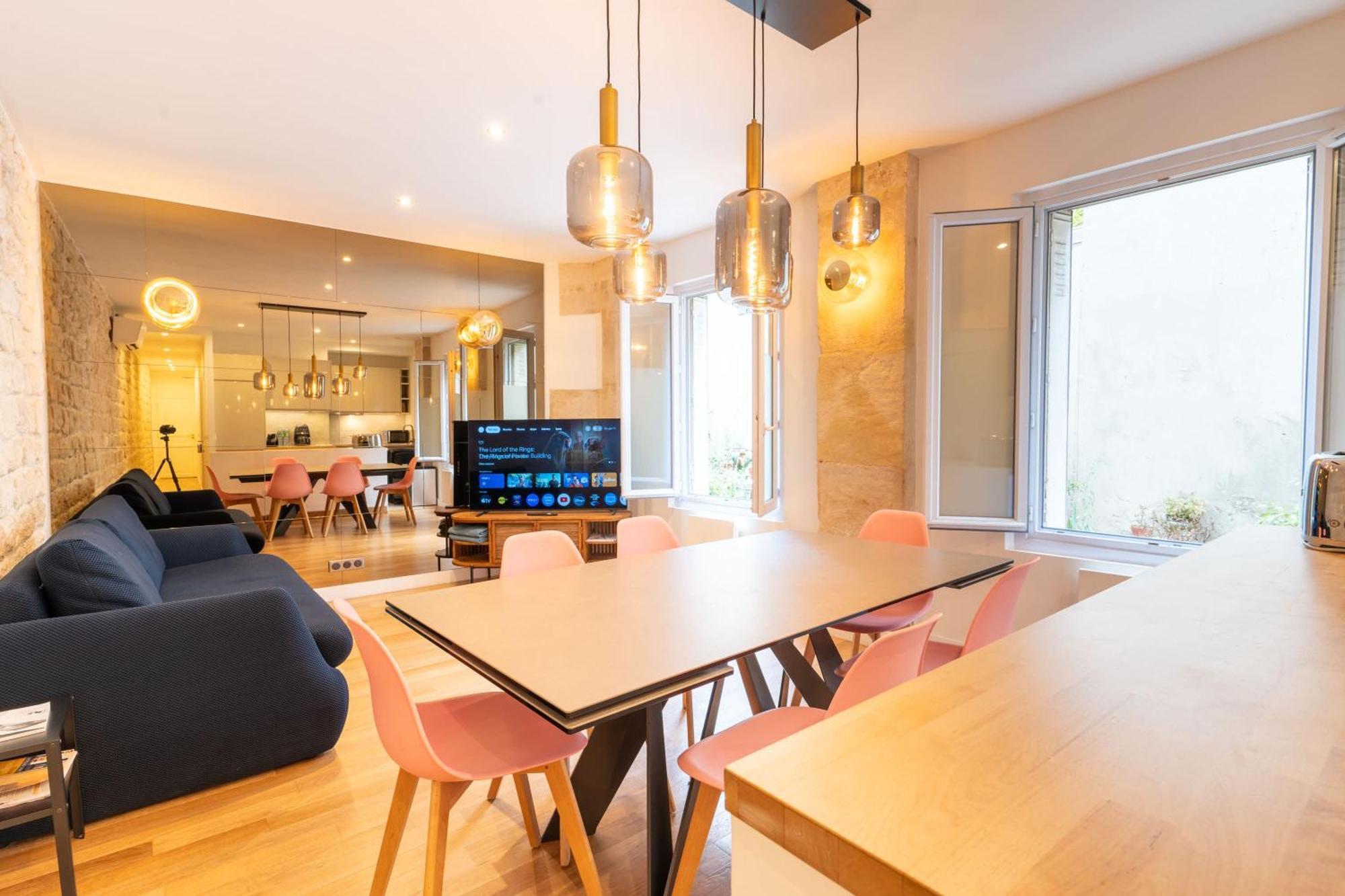Loft 4 Bedroom Montmartre Pigalle Ac By Lcc Agency Paris Eksteriør billede