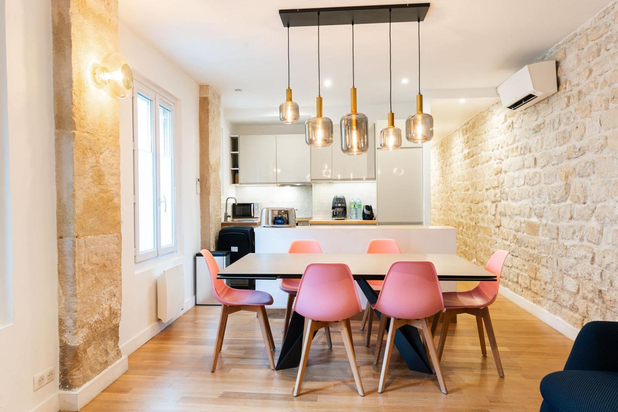 Loft 4 Bedroom Montmartre Pigalle Ac By Lcc Agency Paris Eksteriør billede
